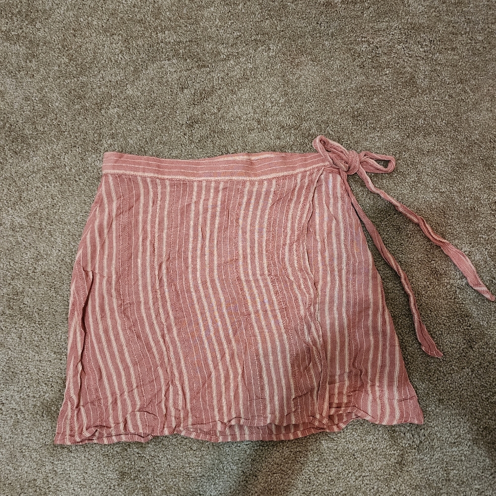 American Eagle wrap skirt sizeS